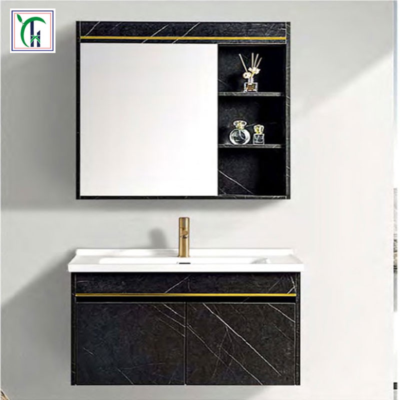 多层实木浴室柜