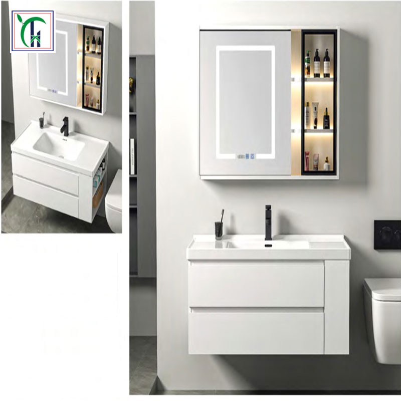 多层实木浴室柜