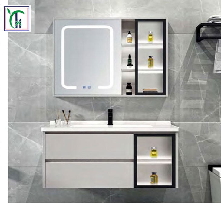 多层实木浴室柜